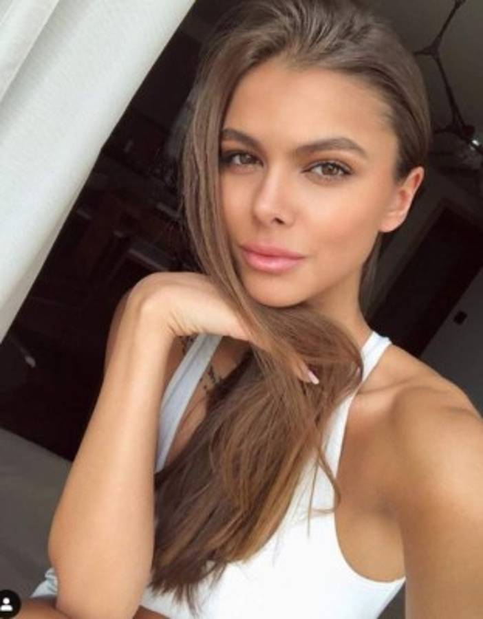 ¿Infidelidad? Viki, la infartante modelo rusa que recibió mensajes privados de Cristiano Ronaldo