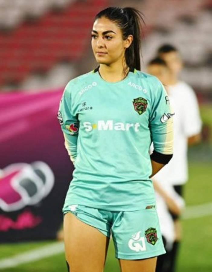Stefi Jiménez, la guapísima portera que hace suspirar en la Liga MX Femenil