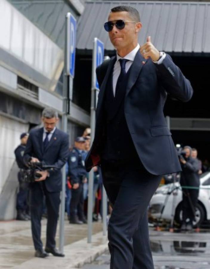 Cristiano y el niño: Así fue la espectacular llegada de Portugal a Rusia para disputar el Mundial