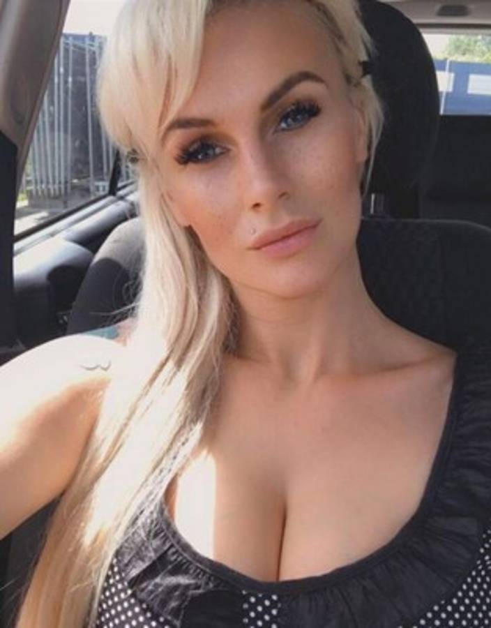 La luchadora Cindy Dandois, obligada a vender contenidos para adultos para conseguir dinero