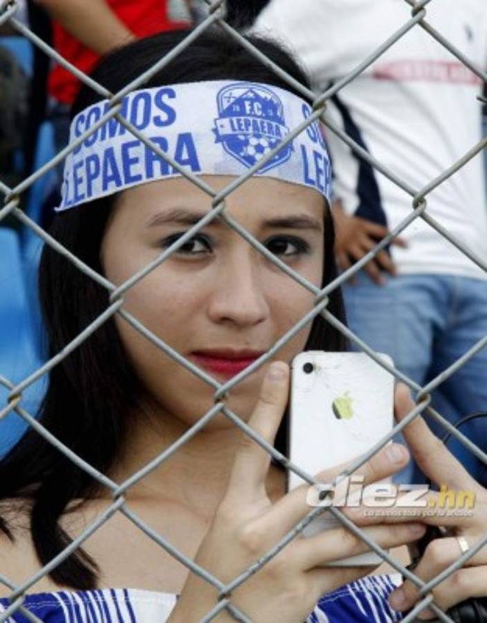 ¡JÚBILO Y LLANTO! Las imágenes que no se vieron por TV de final de ascenso
