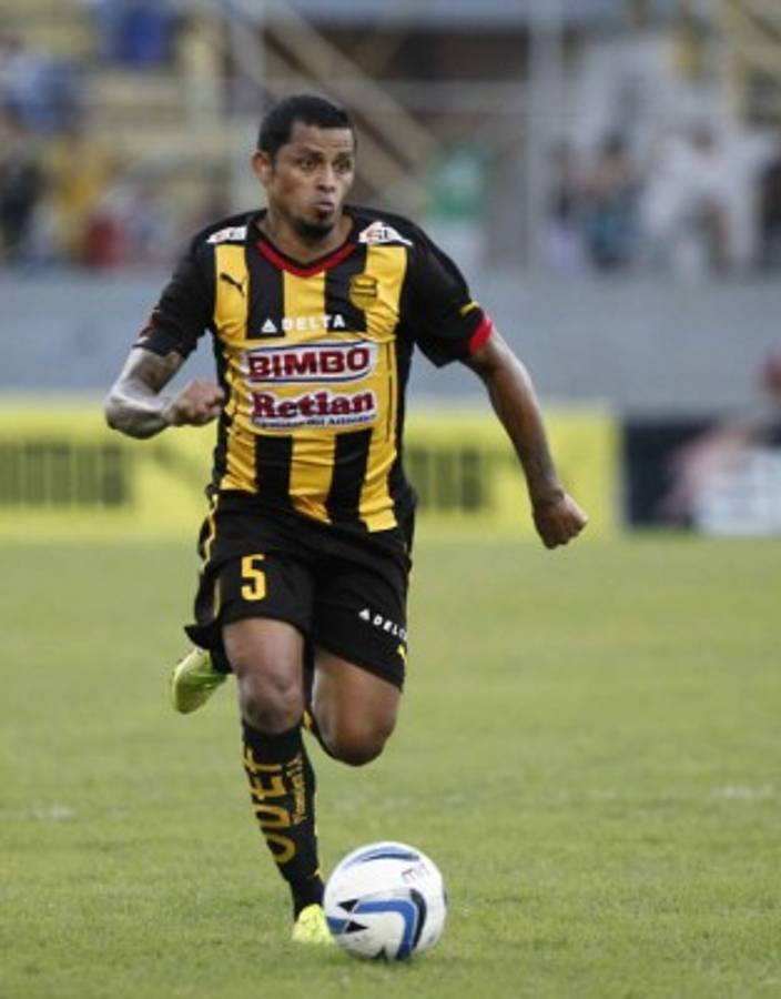 Futbolistas hondureños que no tuvieron la oportunidad de salir al extranjero