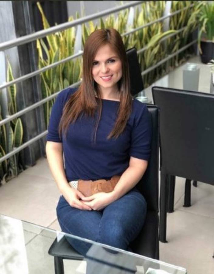 Las mejores fotos de la espectacular 'Tita' Torres, la futura esposa de Costly