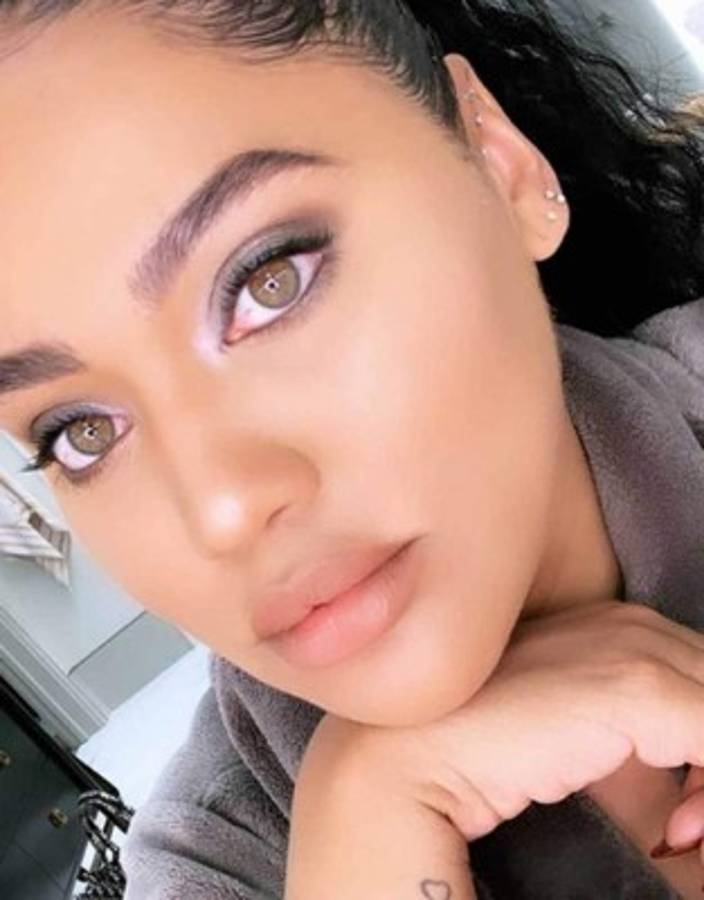 Ayesha, pareja de Stephen Curry manda amenaza a las fans de su esposo