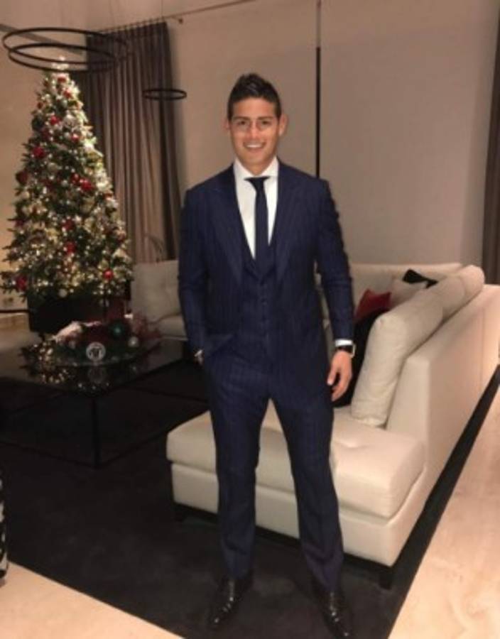 IMPERDIBLE: Así recibieron el año 2017 las máximas estrellas del fútbol