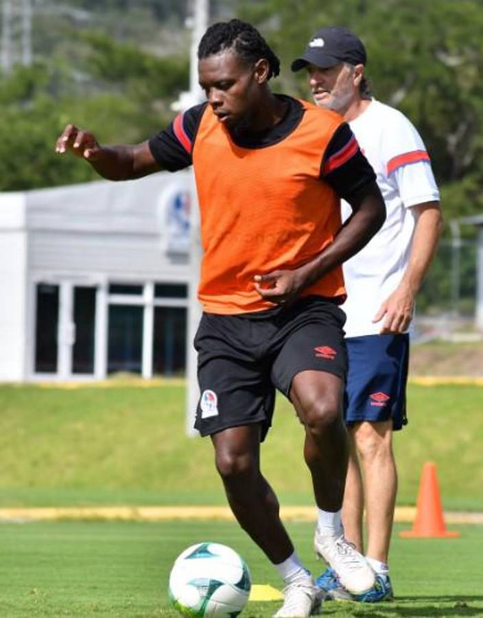 ¡Con todo! El potente 11 del Olimpia de Pedro Troglio para mantener el invicto ante Motagua y ganar las vueltas