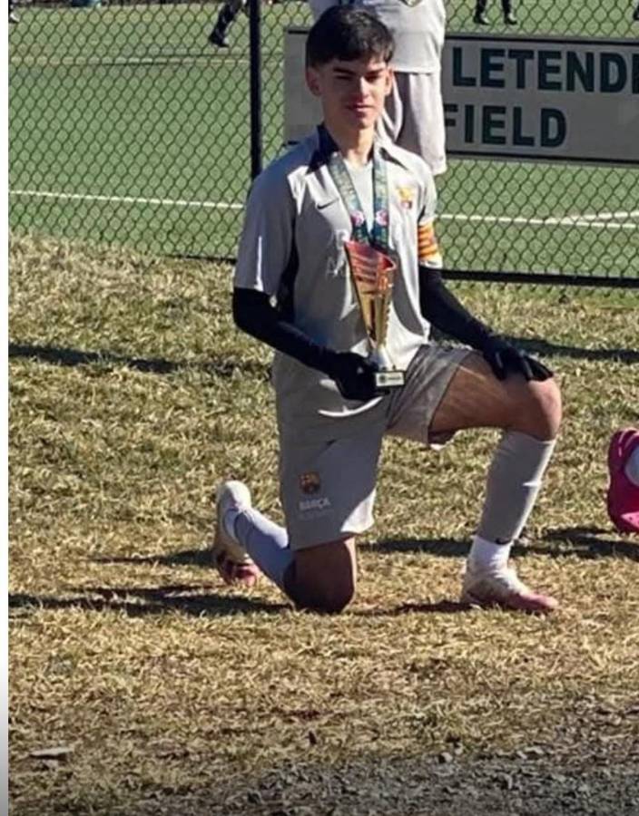 Bryan Santos, la joyita hondureña formada en la academia del Barcelona ficha por equipo de El Salvador