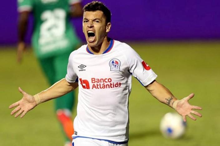 Exjugador de Olimpia anuncia su retiro del fútbol y se acuerda de su paso por Honduras: “Viví momentos inolvidables”