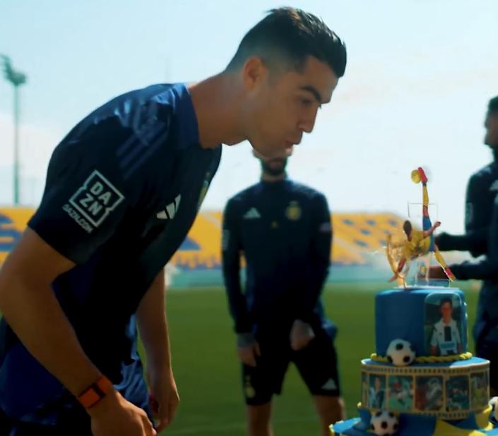 Al Nassr le celebra a Cristiano Ronaldo su cumpleaños 40: la fiesta que se vivió en el club