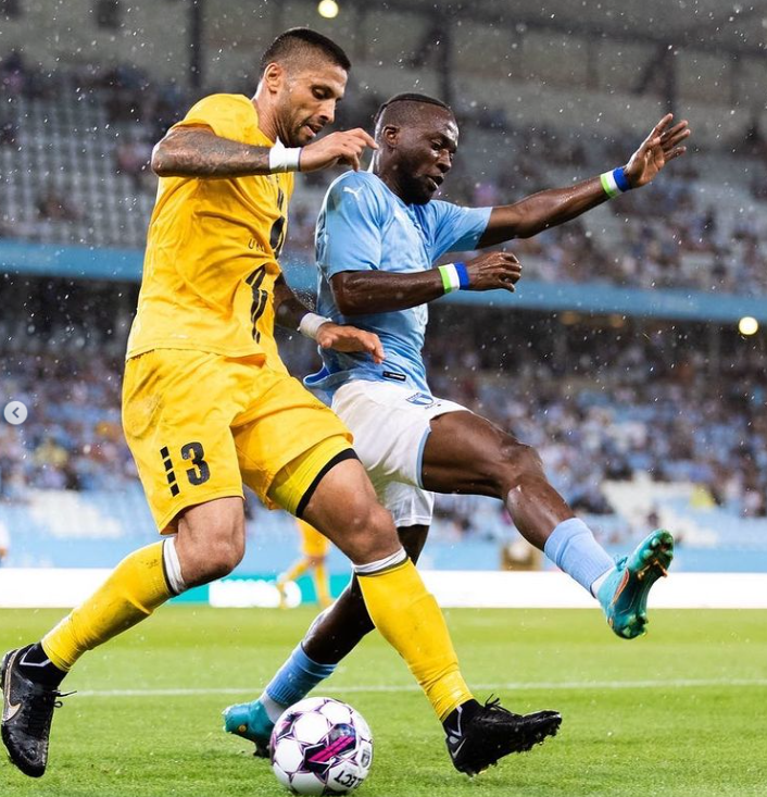 No es broma: futbolista se pierde su propia boda por cumplir órdenes del club... ¡y envía a su hermano en su lugar!