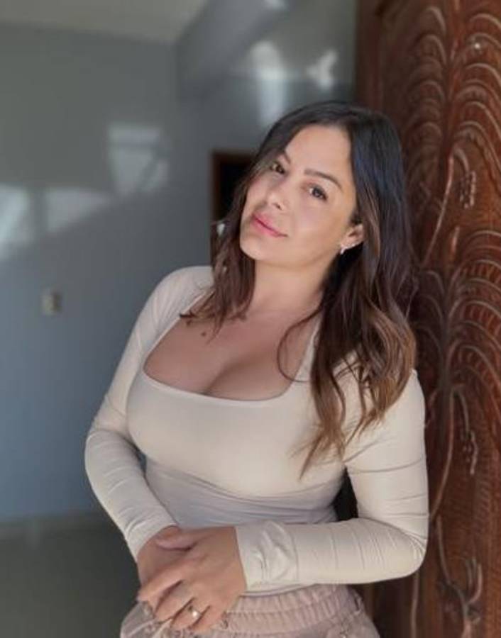Larissa Riquelme aclaró la polémica foto con un famoso exdelantero: “Para la gente que está desubicada...”