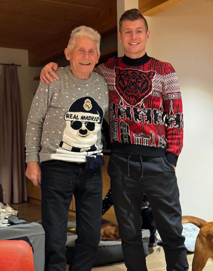 Así pasan la Navidad los cracks: “tornado” en la casa de Cristiano, Haaland se viste de Santa y uno se fue a Puerto Rico