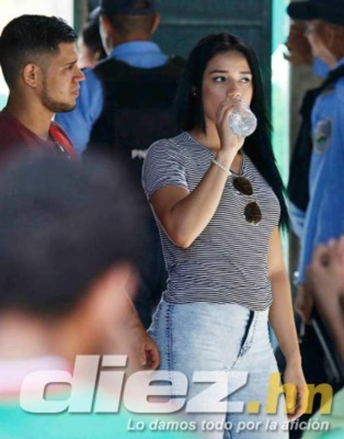 Bellezas en el Yankel: El lado más sexy del clásico Marathón-Olimpia