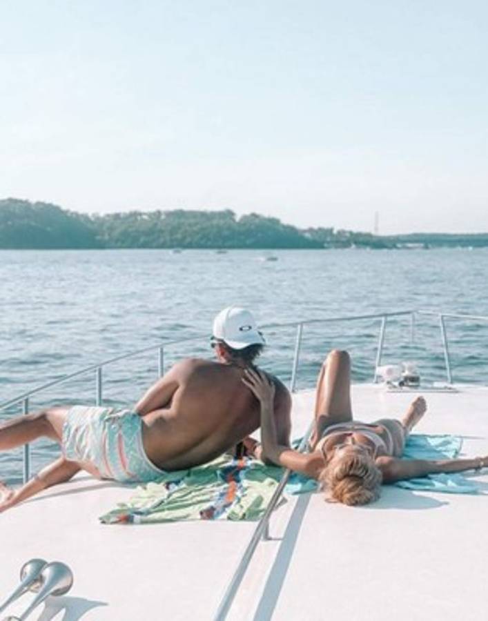 La futbolista Brittany Matthews, ardiente en sus vacaciones con el MVP del Super Bowl 2020