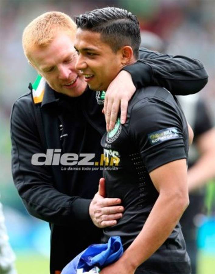 La entrevista de Emilio Izaguirre en 16 fotos