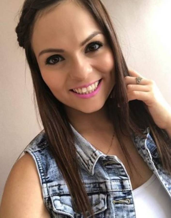 Las mejores fotos de la espectacular 'Tita' Torres, la futura esposa de Costly