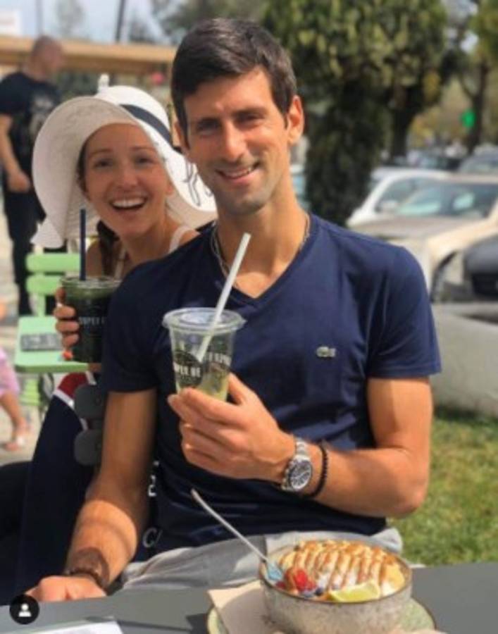 Escándalo: una modelo destapa cómo le ofrecieron destrozar la carrera y el matrimonio a Novak Djokovic