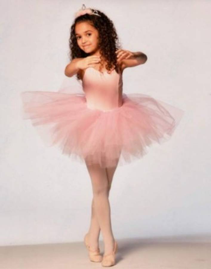 FOTOS: Así luce Madisson Pettis, la 'hija' de la Roca en 'Entrenando a Papá'