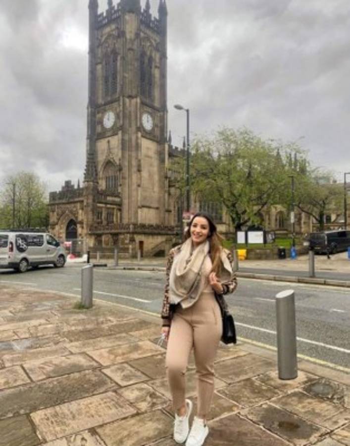 Emilio Izaguirre se pone a tono luego de sus espectaculares vacaciones con su preciosa esposa