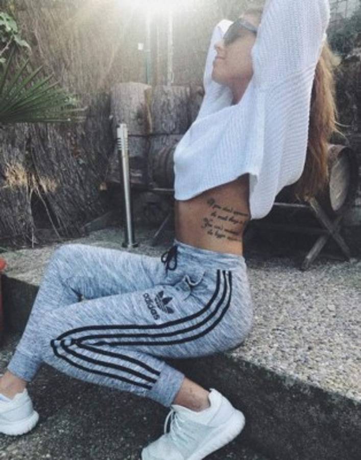 La youtuber e infartante novia del jugador del FC Barcelona, Carles Aleñá