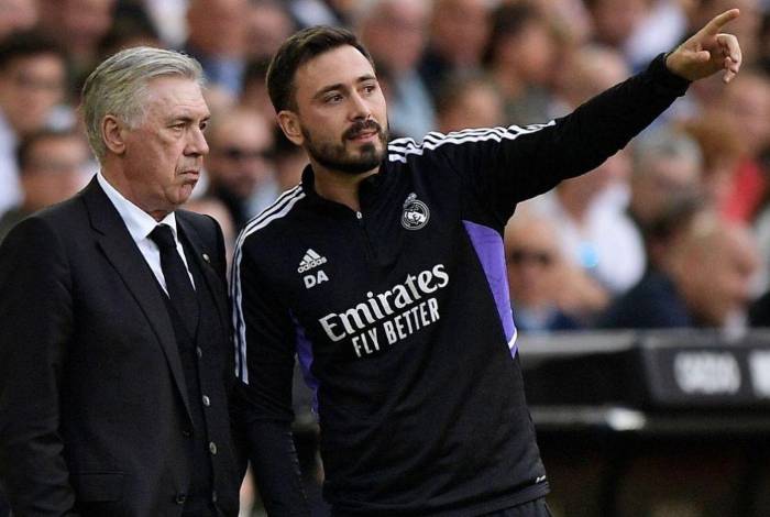 Solo estuvo cinco meses en Brasil y renuncia como entrenador: este es el motivo de su salida