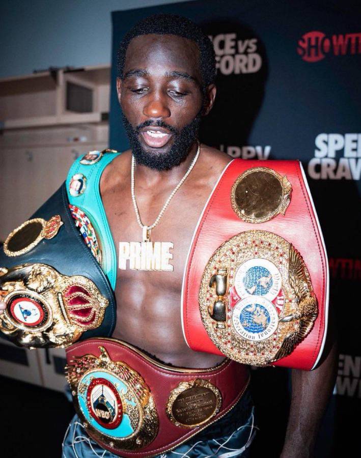 'Canelo' Álvarez fue humillado en Las Vegas, las celebridades presentes y, ¿por qué Crawford devolvió los cinturones?