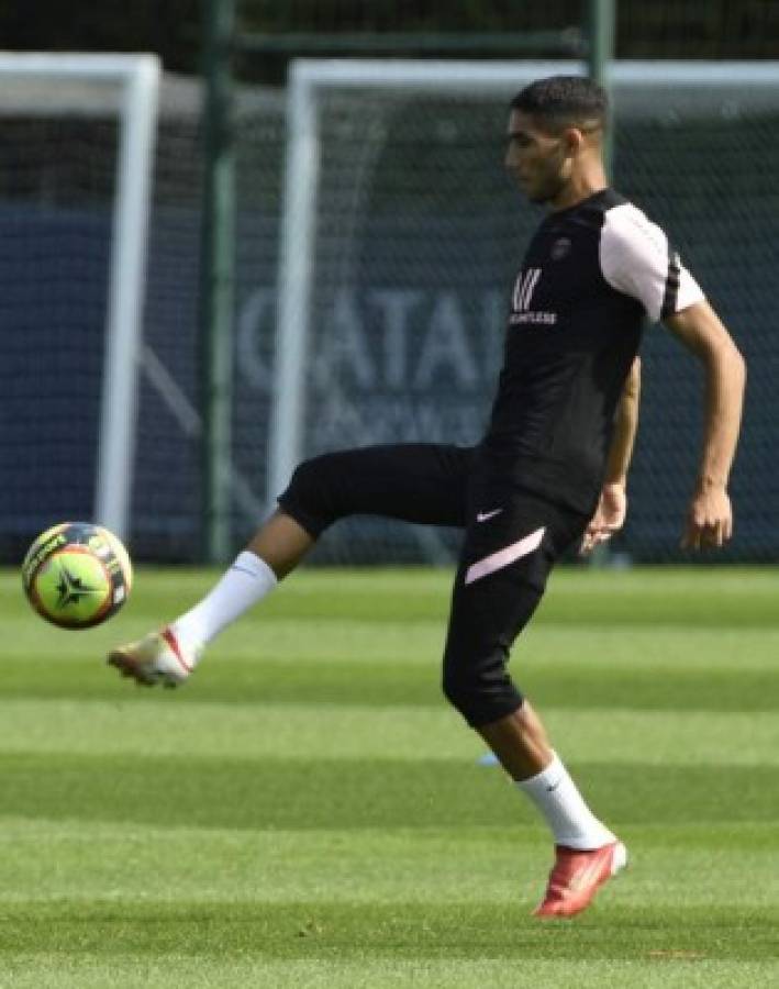 Messi se parte de la risa y su pulso con Neymar: así fue el segundo entrenamiento del argentino con el PSG