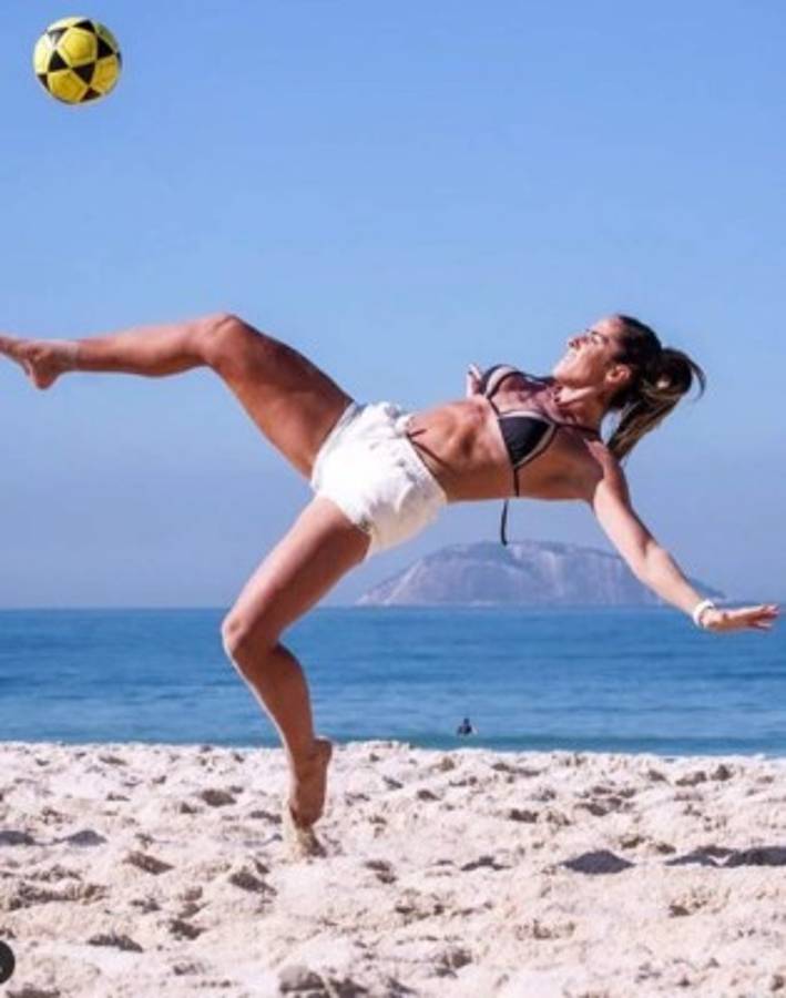 Natalia Guitler, la hermosa freestyler que explota el Instagram con sus fotografías