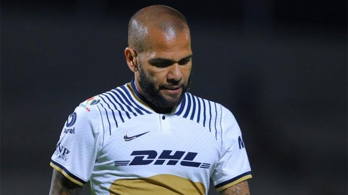 La madre de Dani Alves habla de la traición que sufrió su hijo: ¿Joana Sanz le dio la espalda al futbolista?