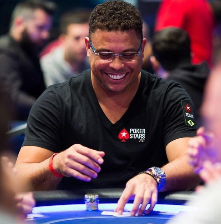 ¿En qué invierte su fortuna Ronaldo? Es dueño de dos clubes, tiene un contrato vitalicio y su infartante mujer