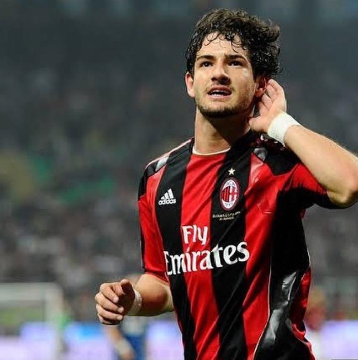 La vida loca de Pato, el brasileño que pudo ser el mejor “9” del mundo: Vivió en el hotel del sexo y le apareció un tumor