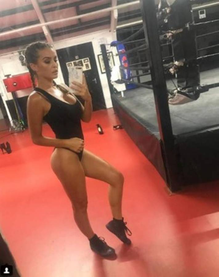 Emma Milton, 'wag' y una de las más deseadas en la Premier League de Inglaterra