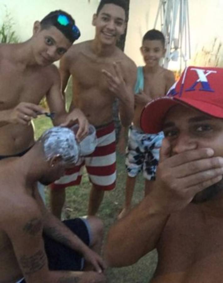 ¡Triste realidad! Así es la nueva vida de Adriano, la exestrella del fútbol brasileño