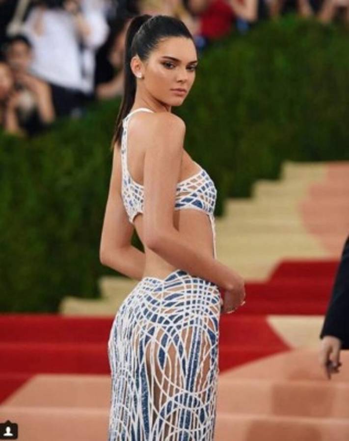 La infartante Kendall Jenner sale ahora con el nuevo 'LeBron James' de la NBA