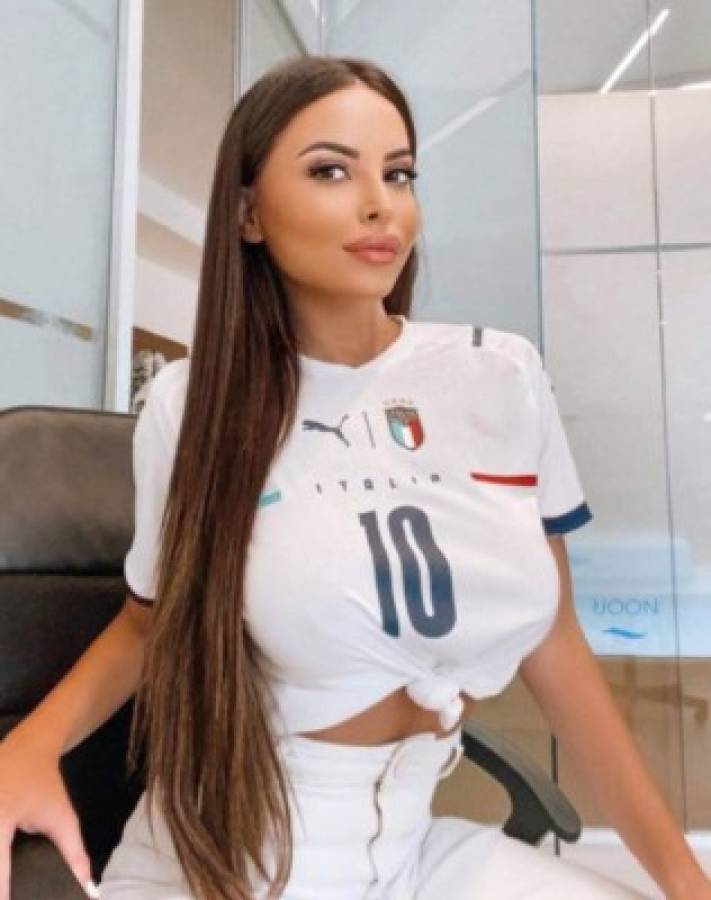 Así es la preciosa periodista que pasó una ''noche loca'' con estrella del PSG: ''Quedó flechado''