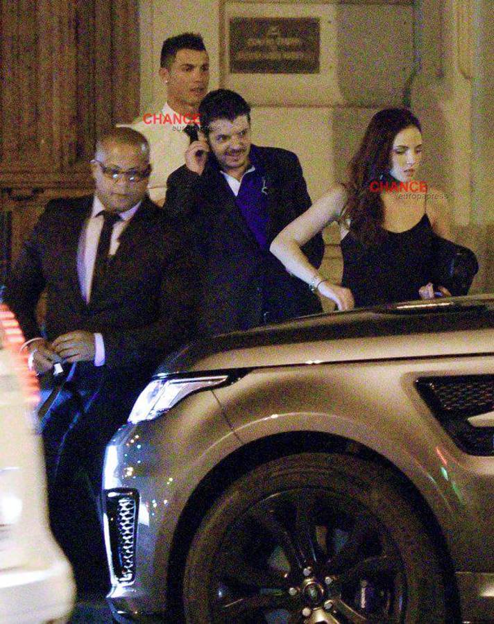 Preciosa reportera cuenta cómo Cristiano Ronaldo la invitó a su casa y lo rechazó: ‘‘Yo sabía lo que podía pasar’’