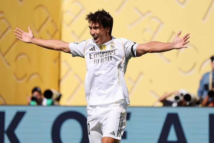 Gonzalo García llegó a un acuerdo con Real Madrid para su renovación hasta 2030.