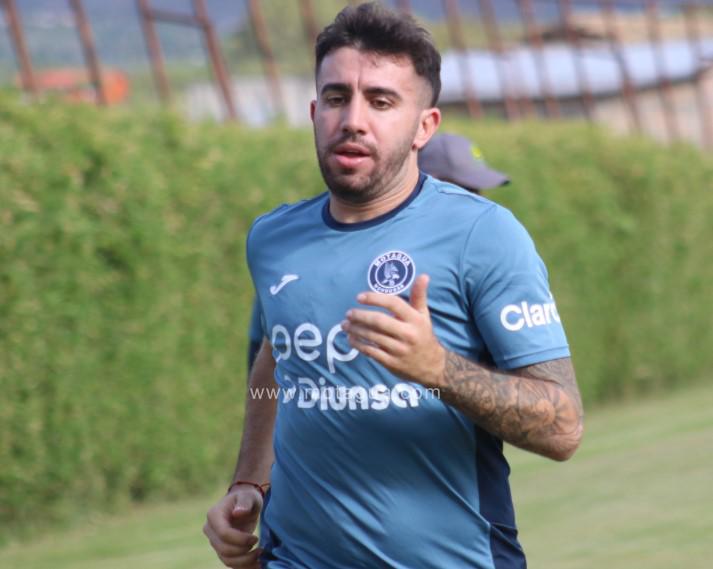 Fotos: Agustín Auzmendi y los nuevos fichajes ya lucen la camisa de Motagua; presentan al nuevo preparador físico