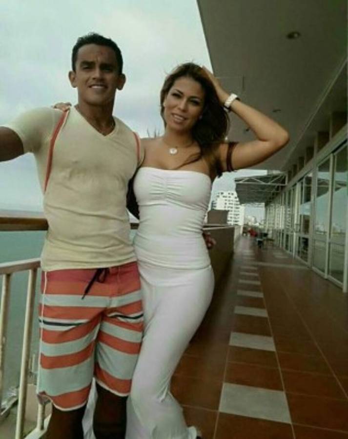 ¡Hermosa diputada! Pareja de futbolista tico embellece la política de su país