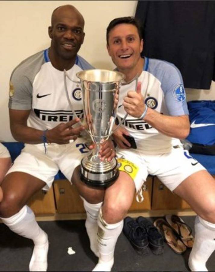 Así fue la gira de David Suazo con el Inter Forever por Inglaterra