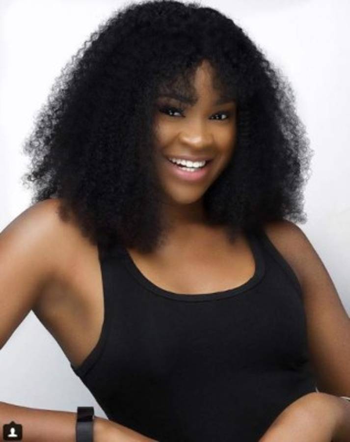 Emenike, el futbolista que se divorció de Miss Nigeria 2013 para casarse con Miss Nigeria 2014