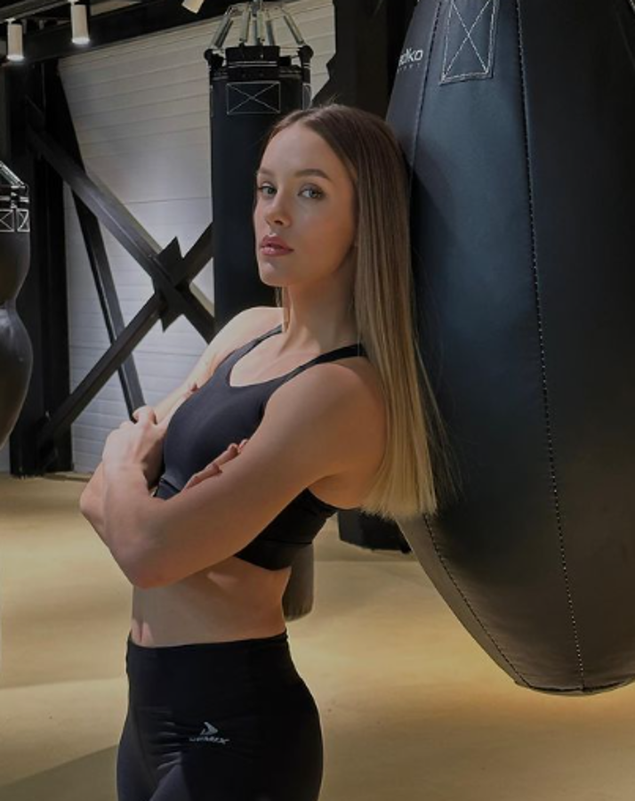 París 2024: una campeona rusa desafió a Imane Khelif y le recuerda cuando la noqueó en 2023