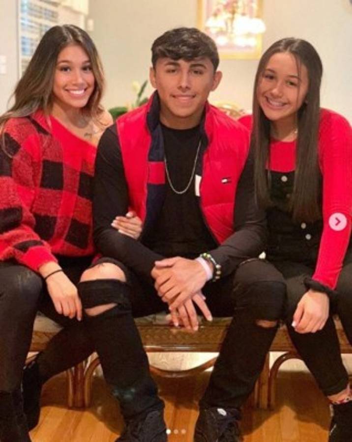 En fotos: Así es Elexa Bahr, la joven 'catracha” que jugará en el Racing de España