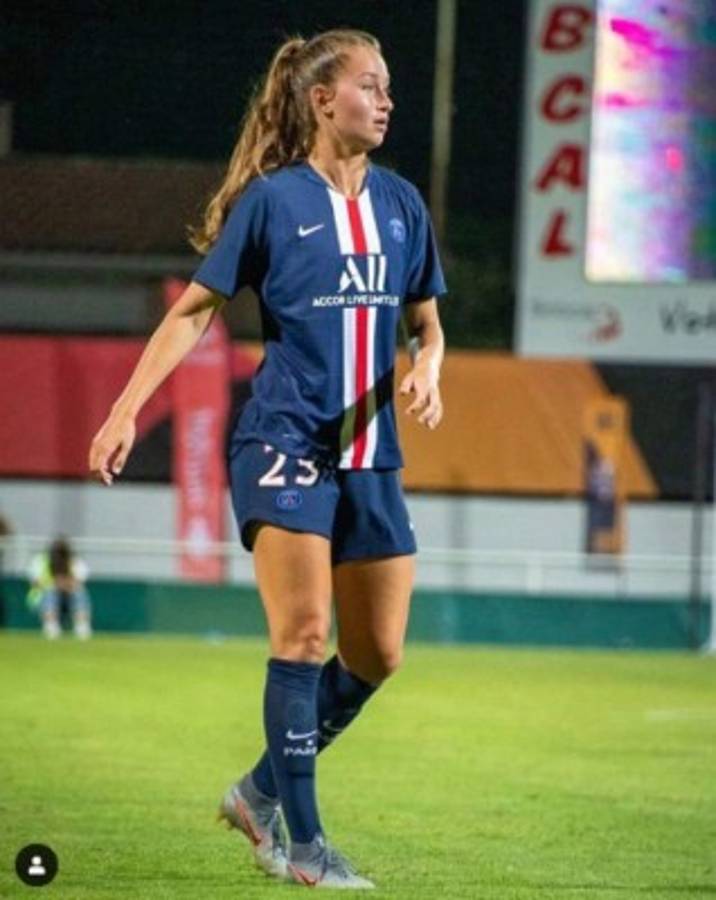 Jordyn Huitema, la preciosa delantera del PSG que conquistó a figura del Bayern Múnich