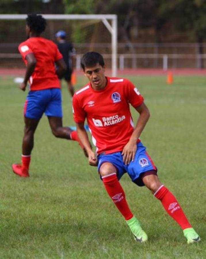 ¡NOVEDOSO! Así sería el 11 con el que Olimpia enfrentará al Marathón