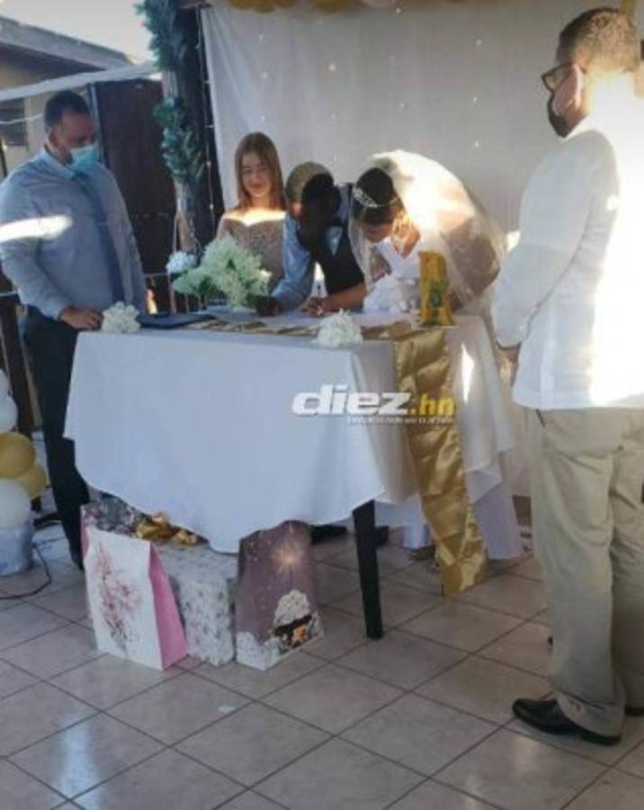 Las fotos exclusivas de la boda del futbolista de Olimpia 'Flecha' Bernárdez con su novia Gabby Corea