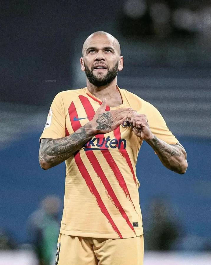 Dani Alves impacta al Barcelona con esta frase tras su cambio de vida a discípulo de Cristo: Me llamaban...