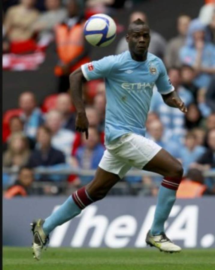 Con un centroamericano: Futbolistas que jugaron en el Manchester City y quizás no recuerdes