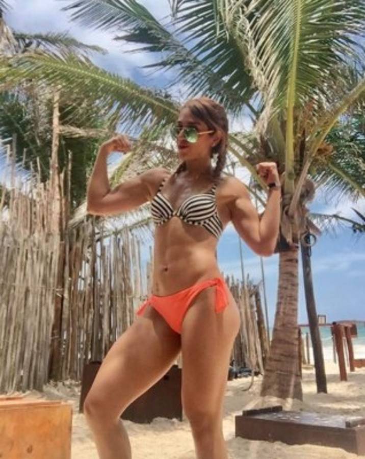 Floresita Flores, la hermosa fitness mexicana aficionada del Tigres