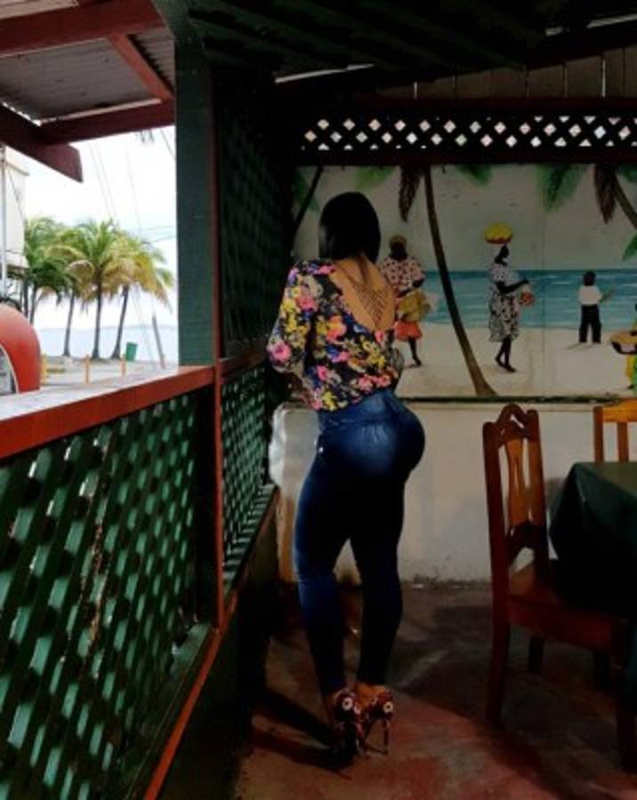 ¡BOMBÓN! La guapa futbolista teleña que enamora en las redes sociales